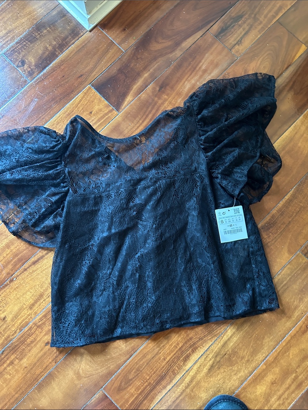 Zara Black Lace Puff-Sleeve Blouse